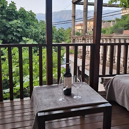 The Stone Arch Inn Гирокастра Экстерьер фото